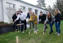 Wikingerschach statt Fernsehen: Die Jugendgruppe der St.-Marien-Kirchengemeinde Isernhagen plant eine gemeinsame Spieleaktion als Alternative zum Fernsehabend. Fotos: Andrea Hesse